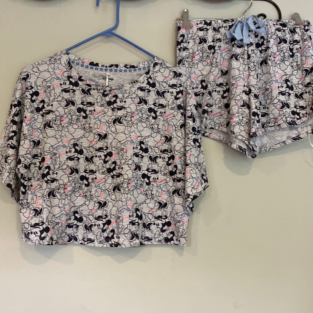 Disney XS two piece pajama set